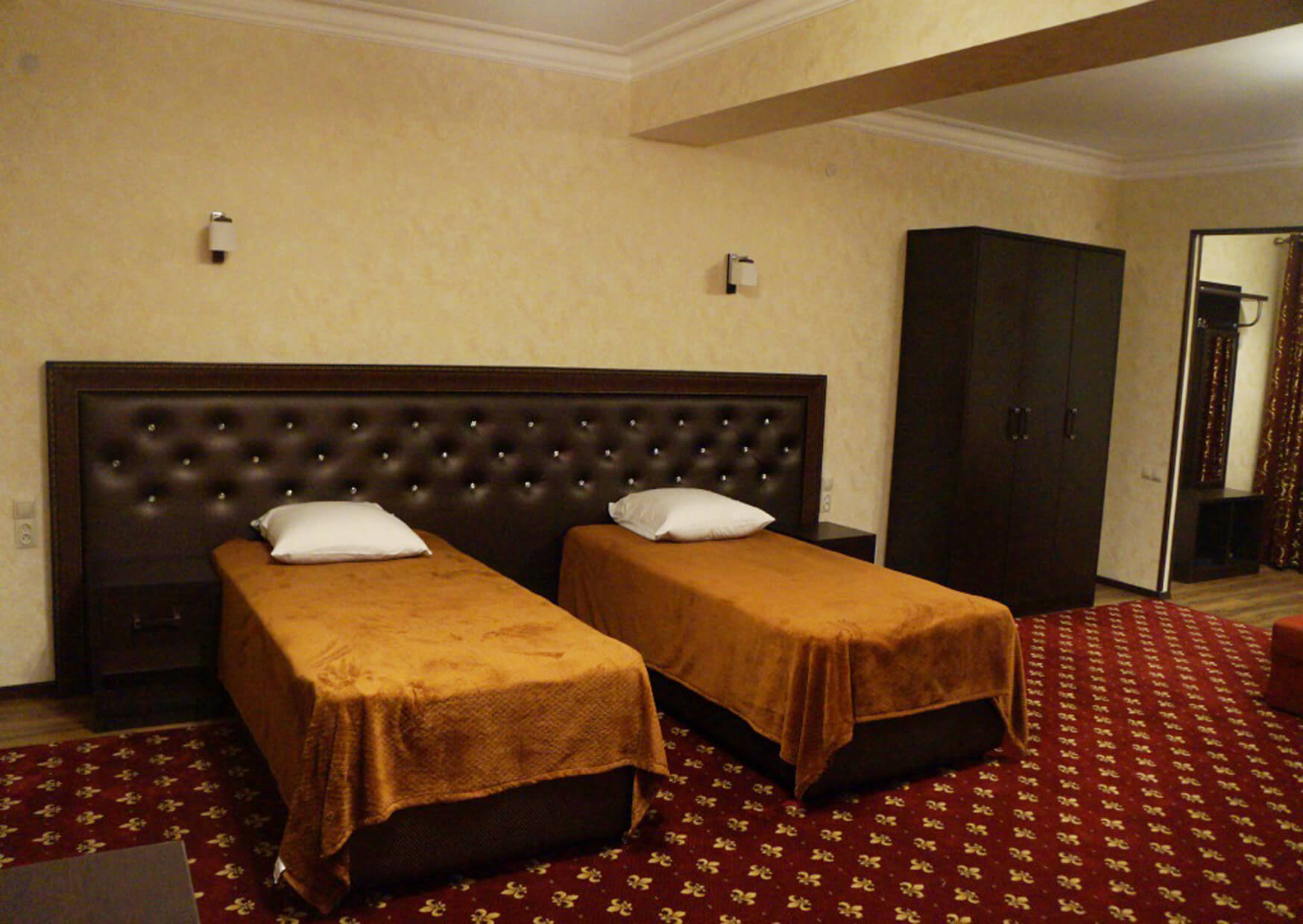Отель на Магидова
