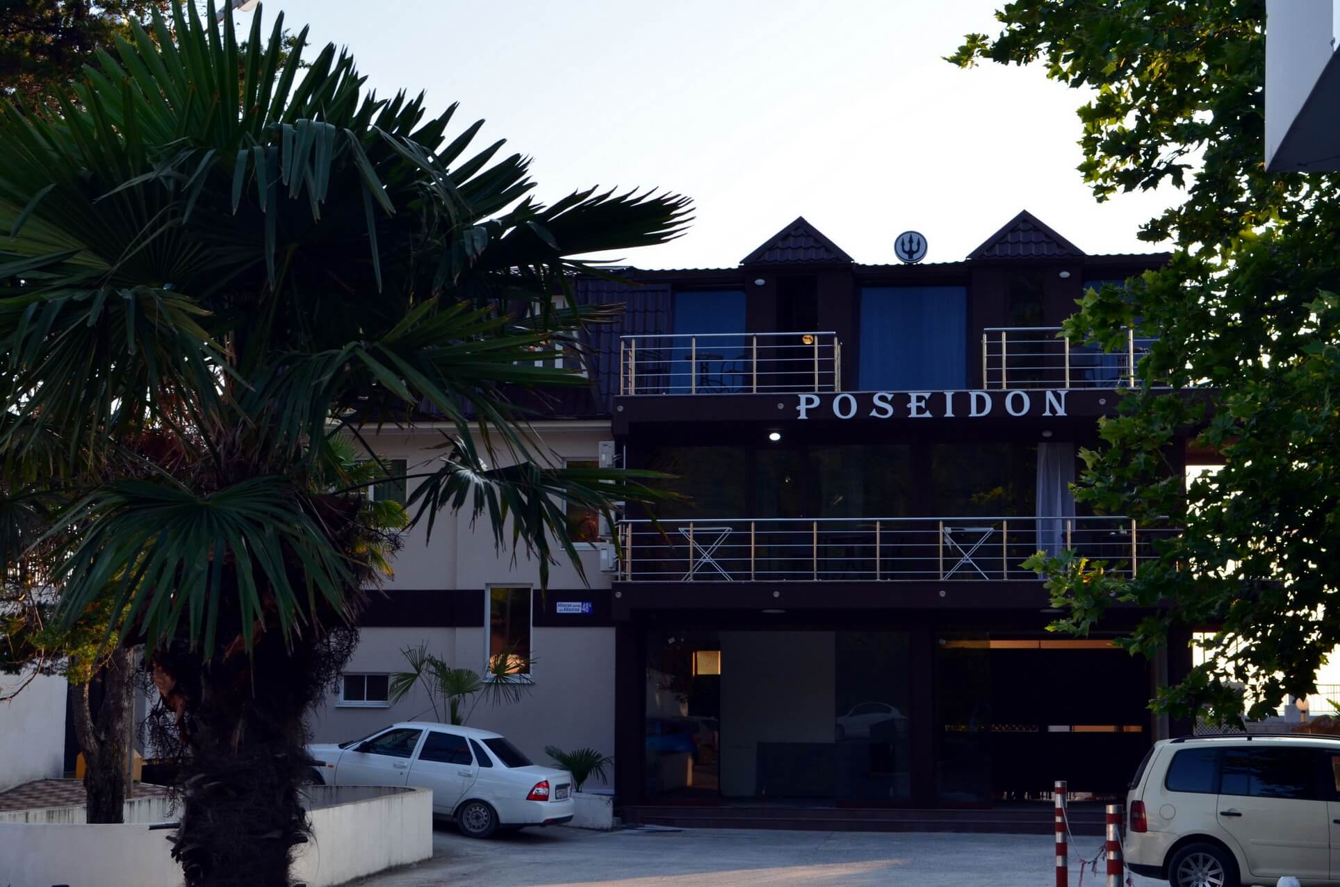 Гостиница “Hotel-club Poseidon” на ул.Абазгаа 48а. Номер комфорт (17кв.м) на 2 человека