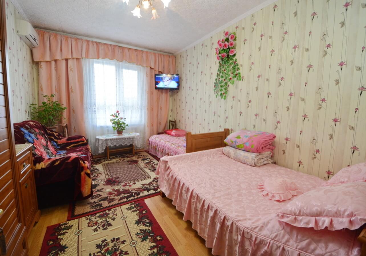 Гостевой дом «MARINE» Полулюкс “Розовый” (25кв.м) на 4 человека
