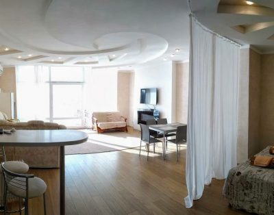 Апартаменты в комплексе «Бухта Мечты» на Севастопольская зона 20a (75кв.м) до 4 гостей