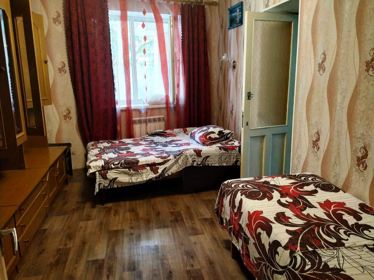 Трёхкомнатная квартира на ул.Толстого 6 (60кв.м) до 6 гостей