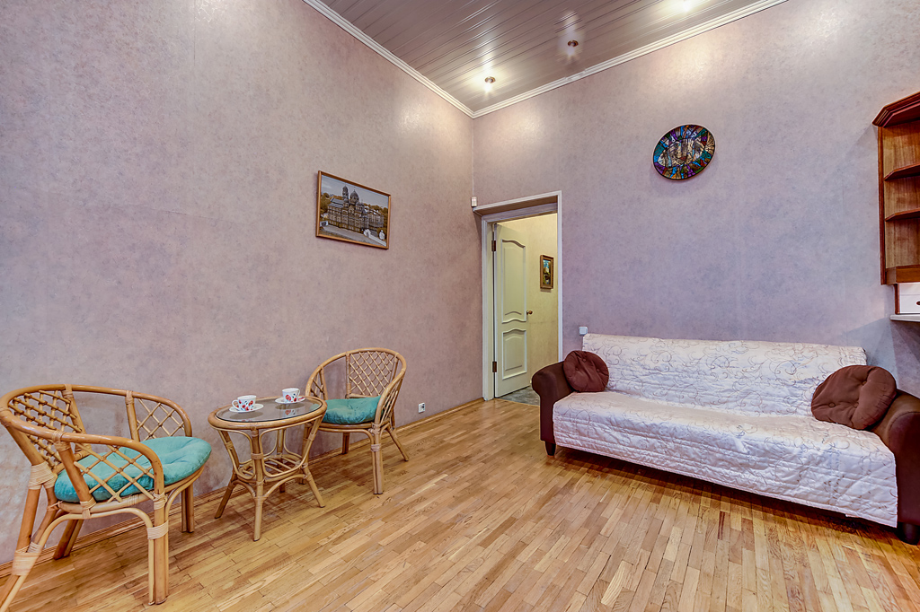 Двухкомнатная квартира на ул. Мойка 27 (56кв.м)до 3 гостей
