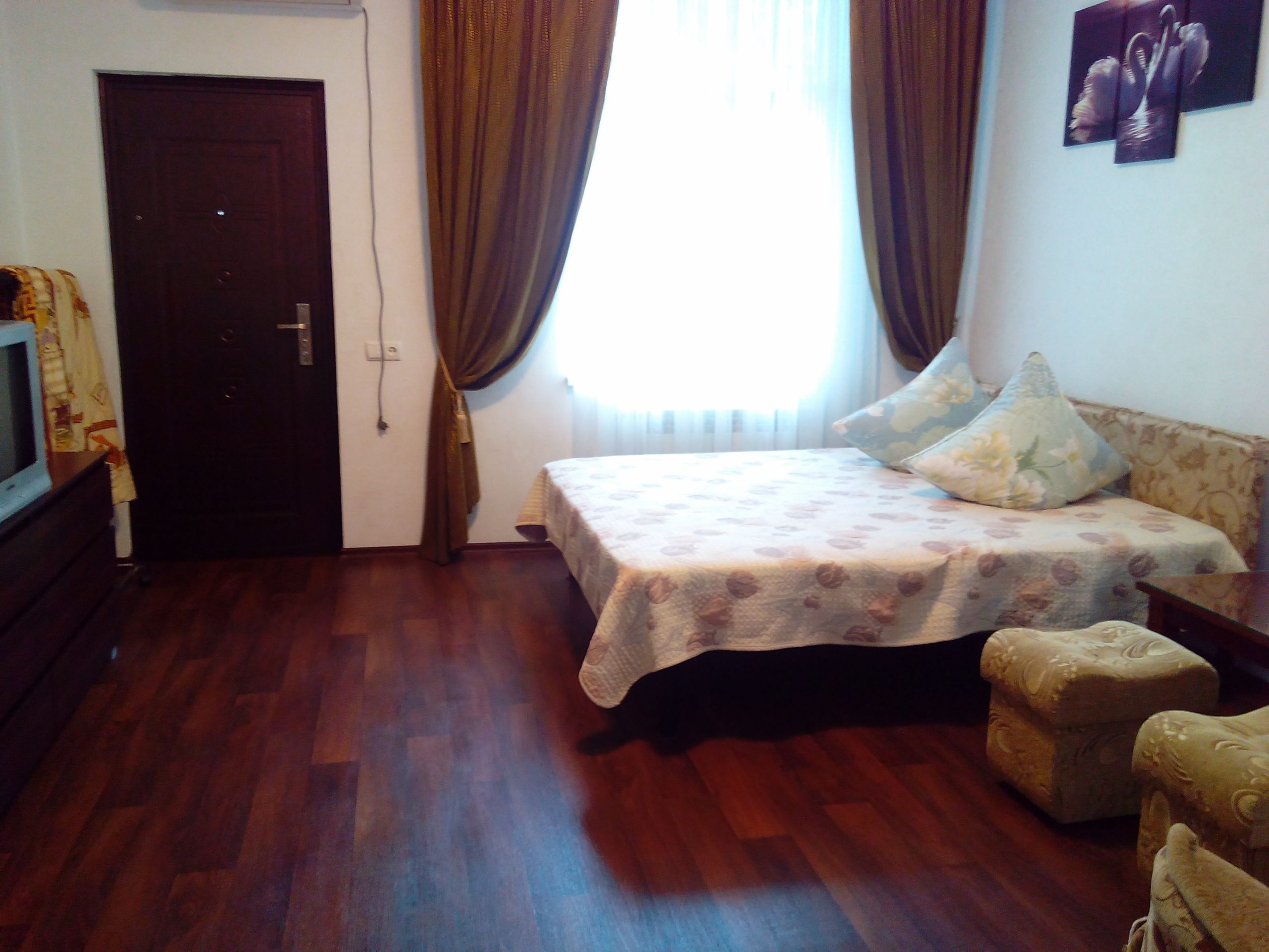 Однокомнатная квартира на ул. Ломоносова д.11 (24кв.м)до 4 гостей