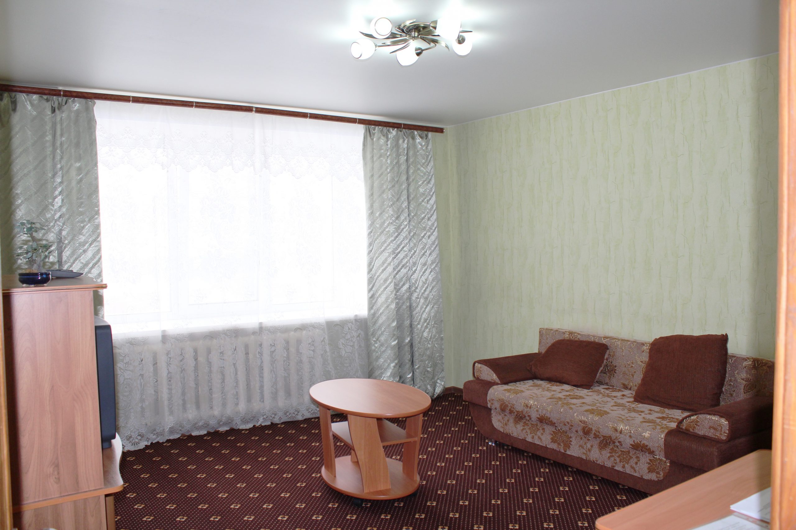 Однокомнатная квартира на ул. Матросова, 6 (37кв.м)до 4 гостей